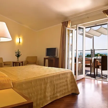فندق Versilia Palace مارينا دي بييتراسانْت