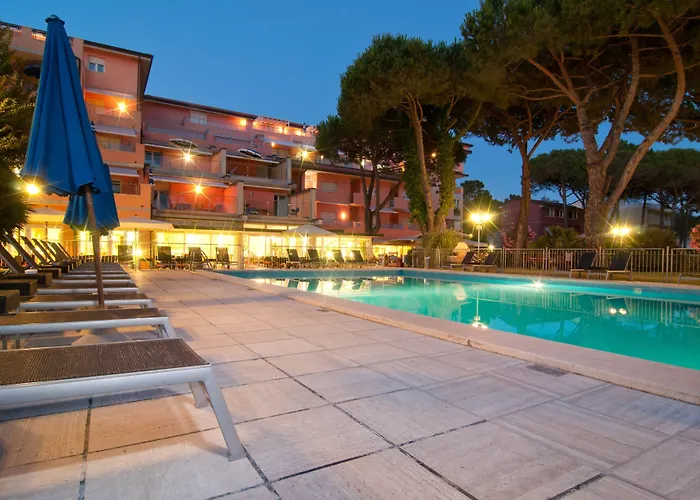 Versilia Palace Hotel 4*