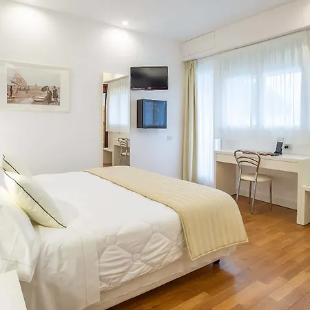 Versilia Palace Hotel Marina di Pietrasanta