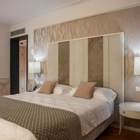 Hotel Versilia Palace