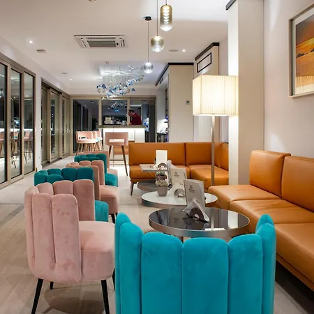 Versilia Palace 4*