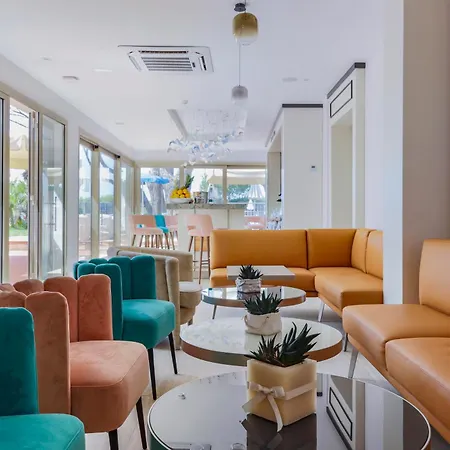 Versilia Palace 4*