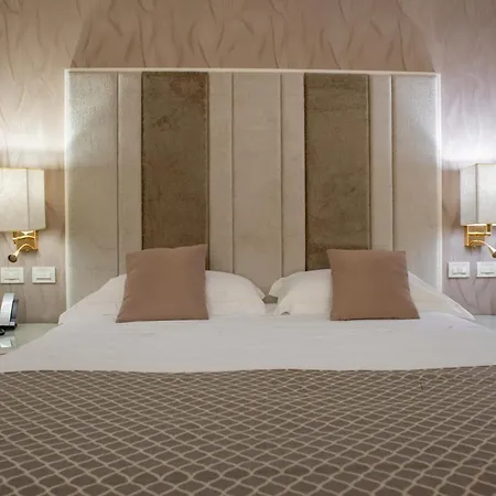 Versilia Palace Hotel