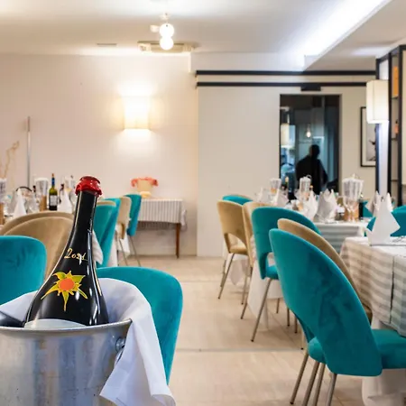 Versilia Palace Hotel 4*