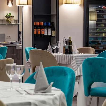 Hotel Versilia Palace 4*